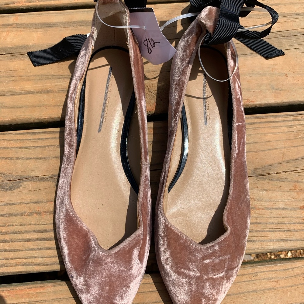 Women Flat Suede Shoe